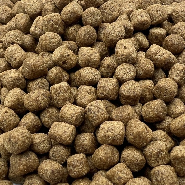 Coppens Wheat Germ búzacsírás koi táp 6 mm ( 1 kg )