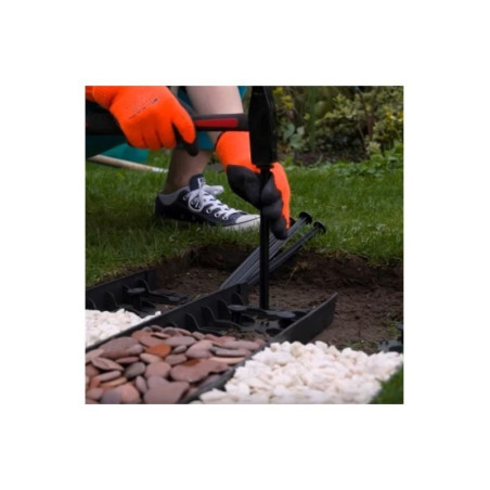 Ágyásszegély fekete 1025/75/55 mm