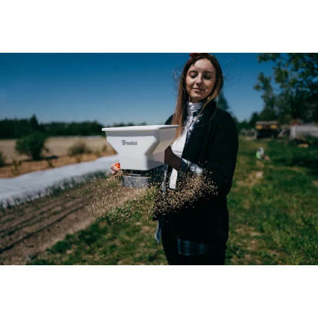 White Line kerti kézi vetőgép 3L